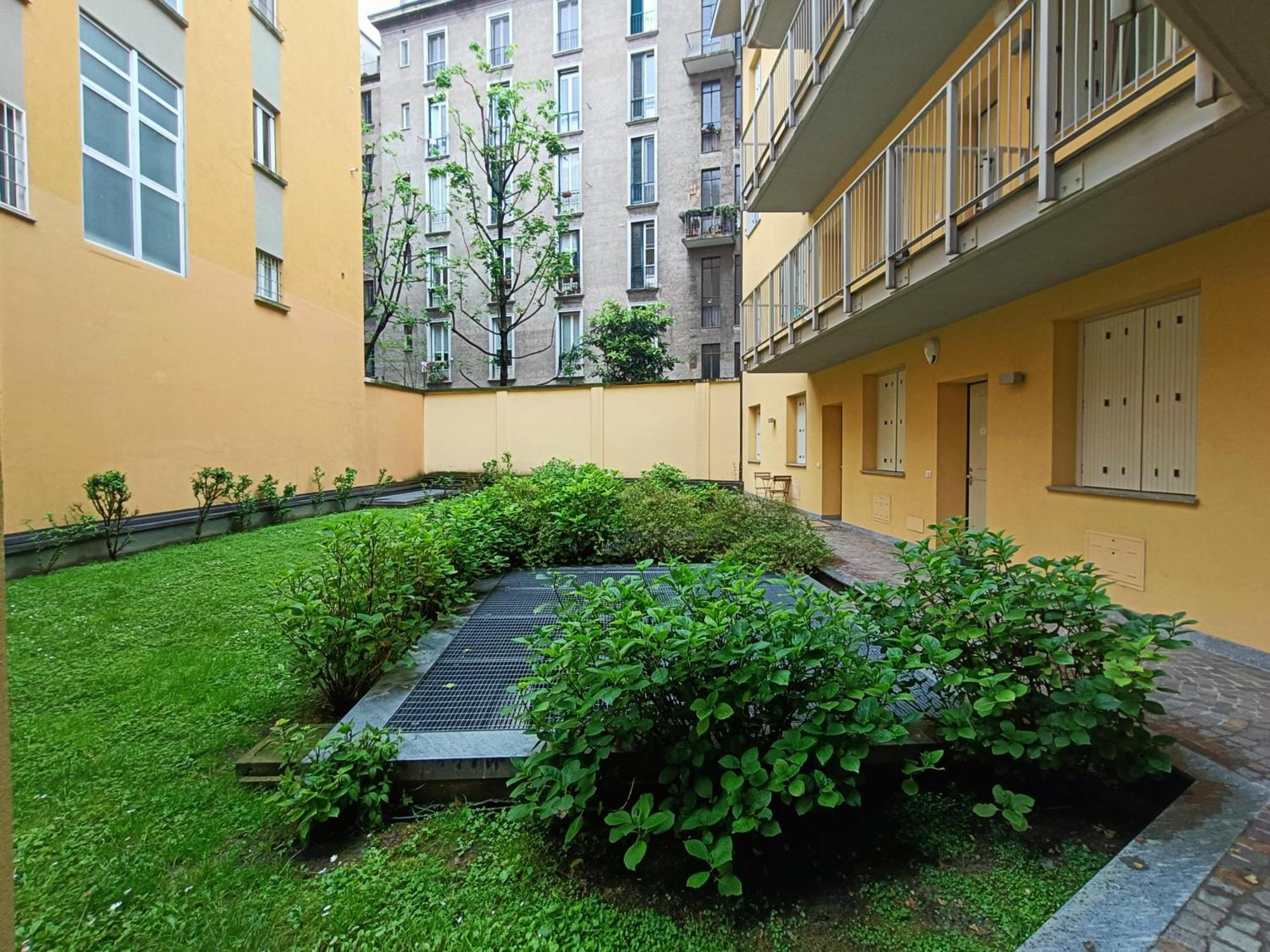 Yr Apartments Milan - Navigli Exterior photo